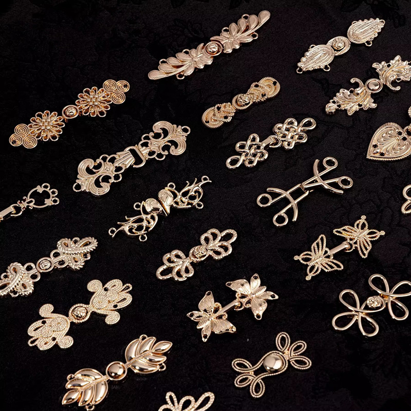 5pcs Retro Metal Button Sweate - огляд і ціна Flower Frog Pin