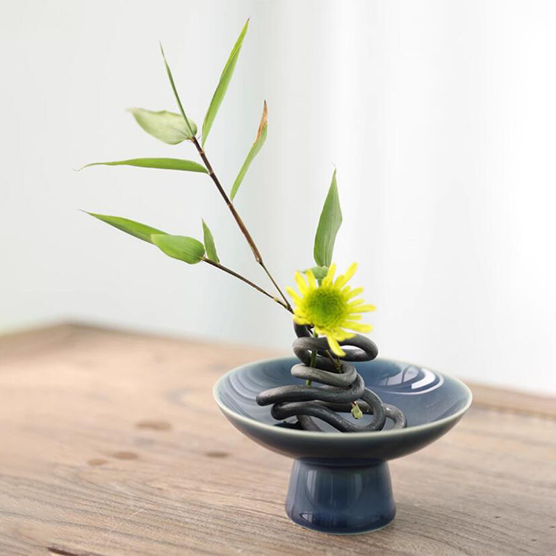 Japanese Ikebana Kenzan Flower - огляд і ціна Flower Frog Pin